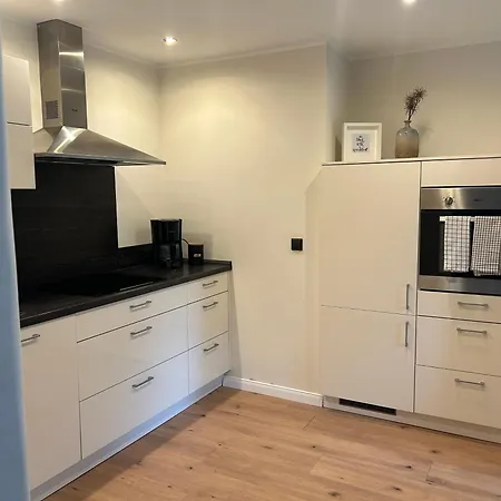 Theodor - Wandern Am Biggesee 아텐도른